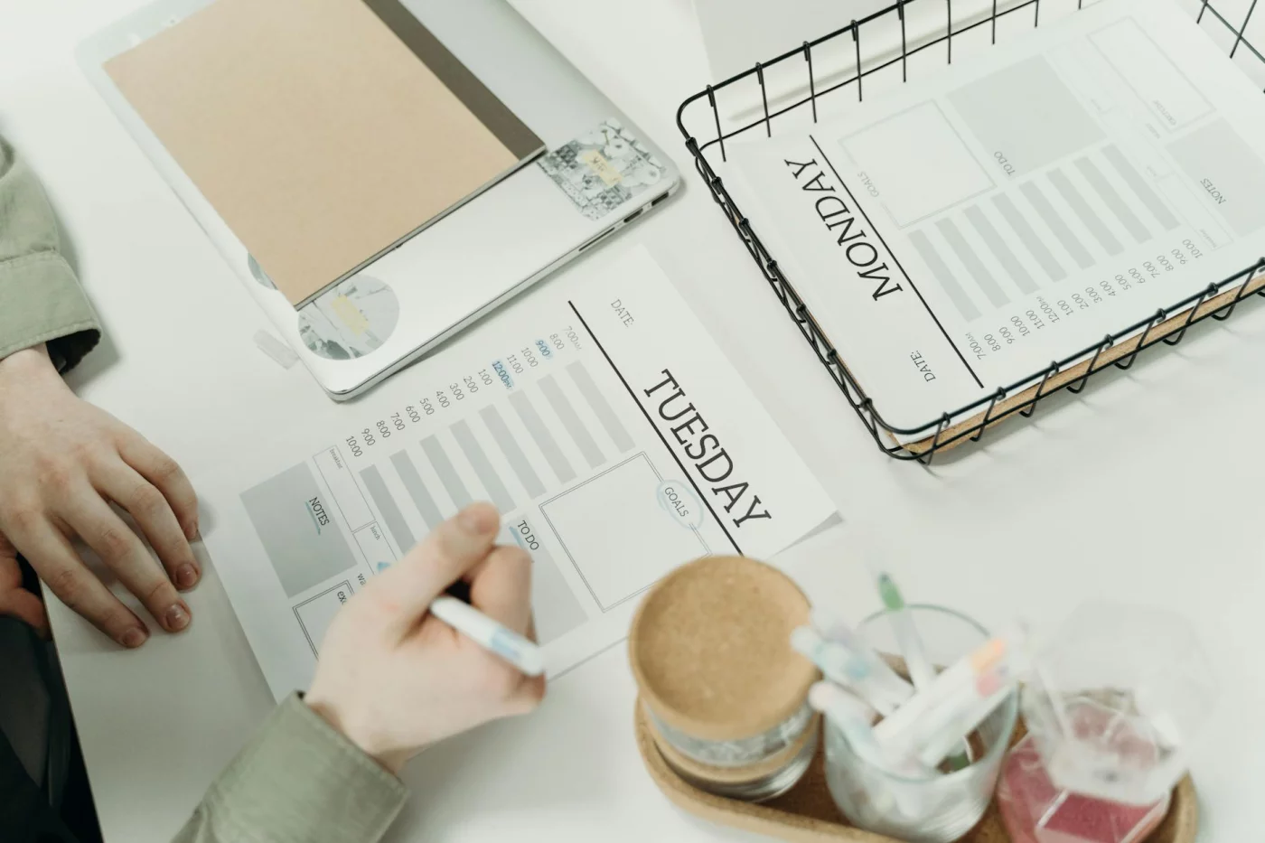 Science-Backed Study Methods: What Actually Works Weekly planner highlighting common scheduling mistakes to avoid when using scientifically proven study methods