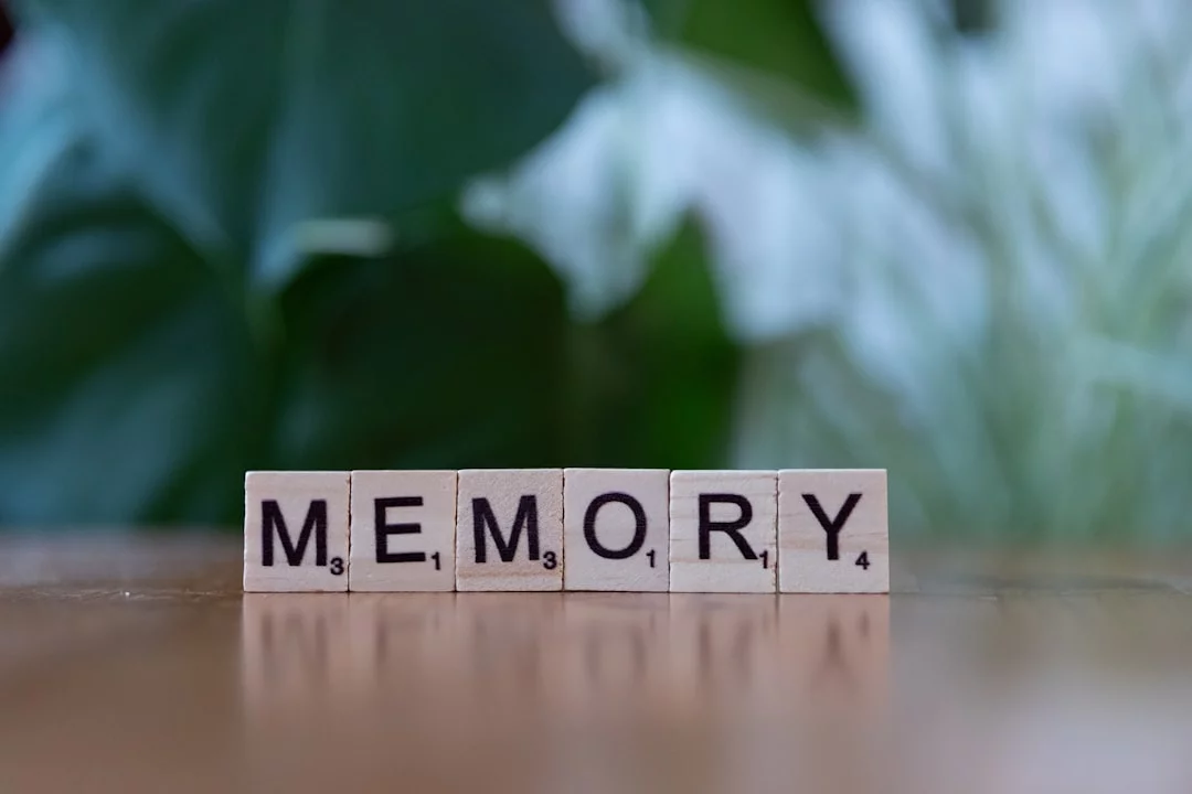Wooden memory blocks illustrating what is the 2 7 30 rule for memory and a retrieval practice study schedule