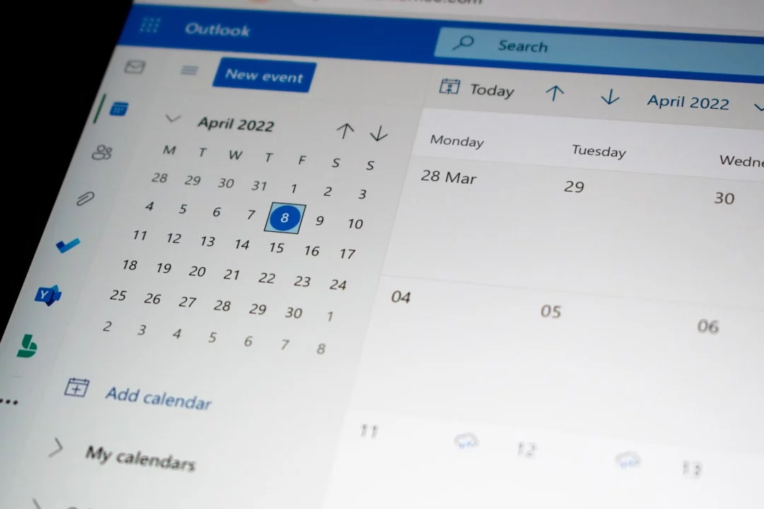 Computer screen showing a calendar with flexible time blocking for ADHD in a changing daily schedule